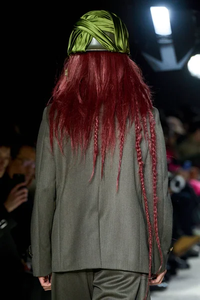 Look 13
